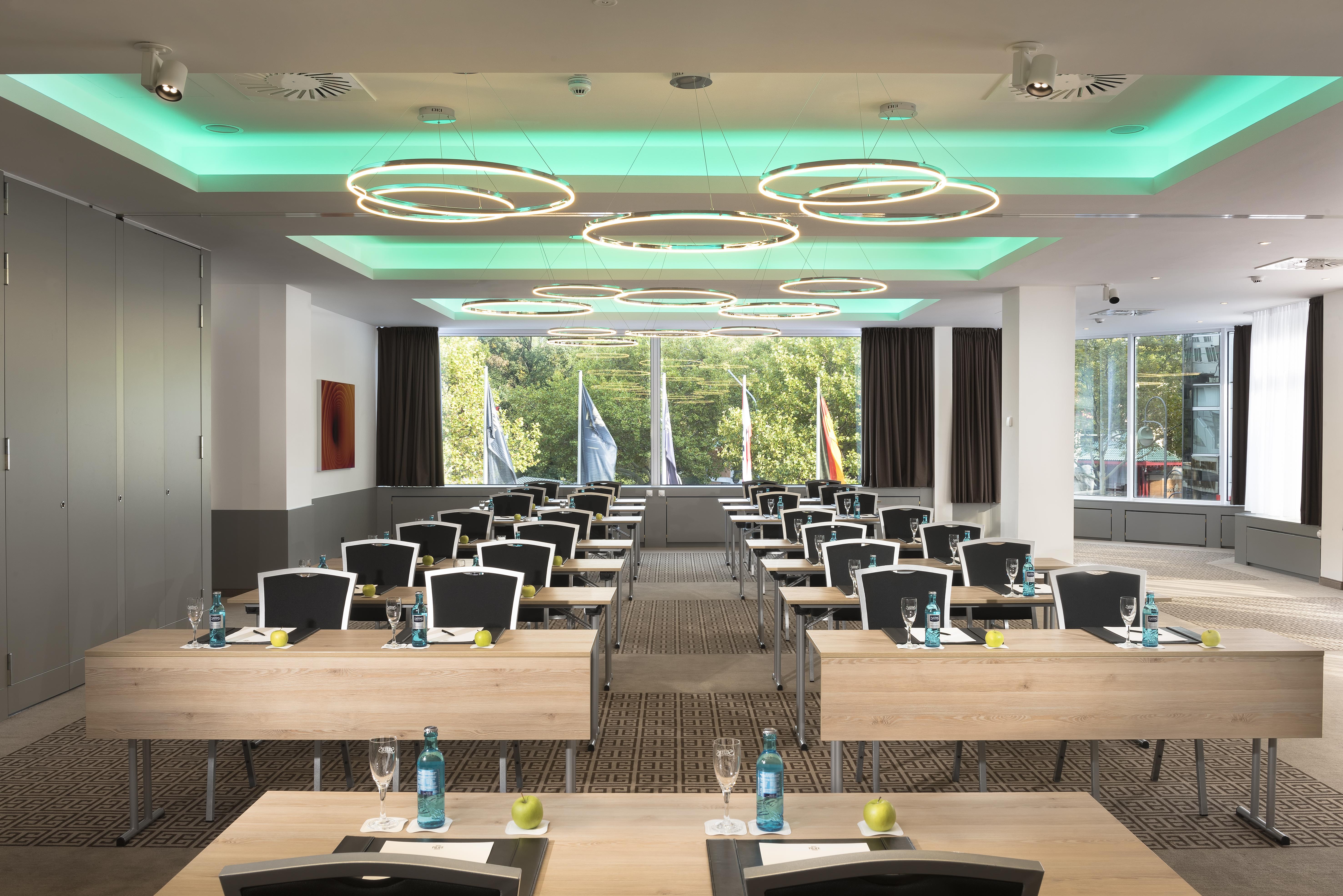 Hotel Palace Berlin Bagian luar foto Meeting room