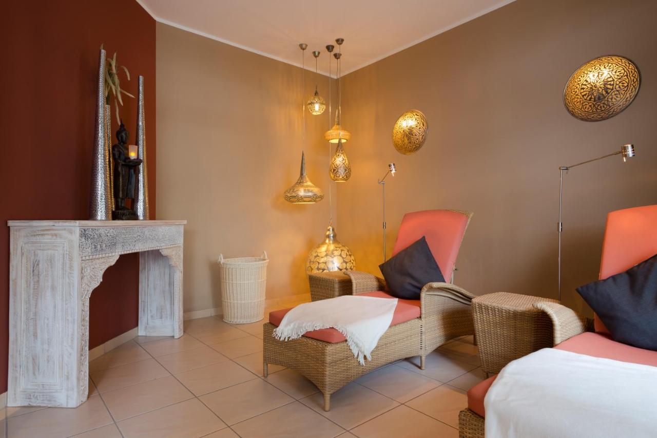Hotel Palace Berlin Bagian luar foto The spa at the Hotel de la Poste